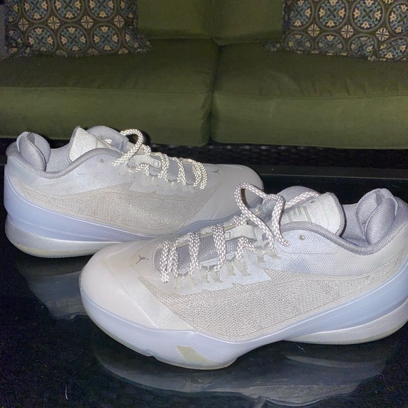 Jordan Shoes - Jordan’s silver